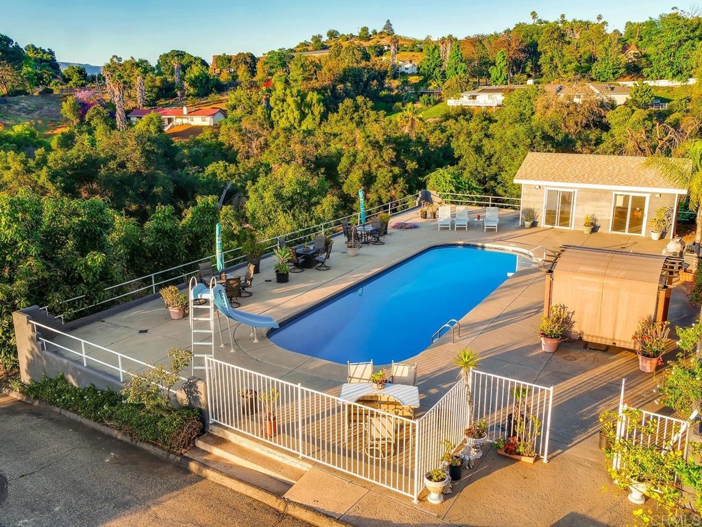 1047 North Orange Avenue Fallbrook, CA 92028 - Photo 30 of 35