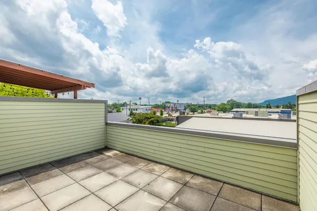 $440,000 | 277 West 19th Street, Chattanooga, TN 37408