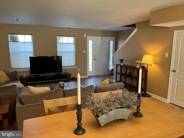 $2,450 | 222 South Street, Pottstown, PA 19464