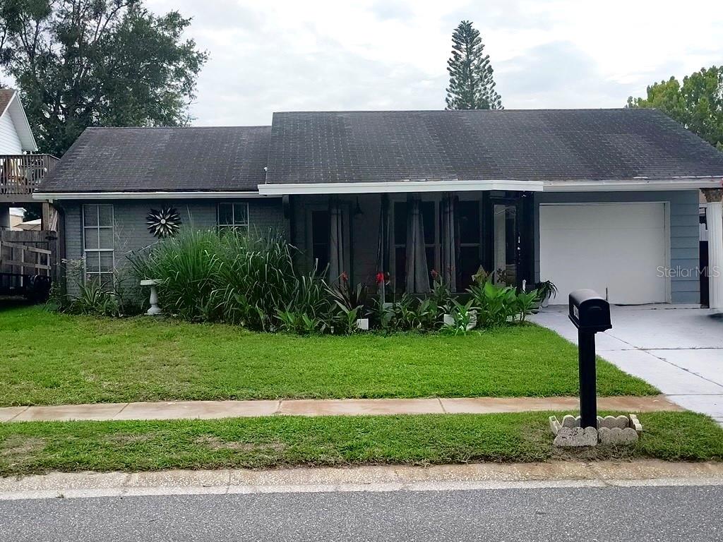 7644 Humboldt Avenue New Port Richey, FL 34655 - Photo 2 of 10