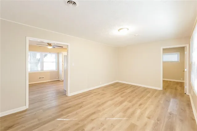 $1,605 | 7810 East 112th Street, Kansas City, MO 64134