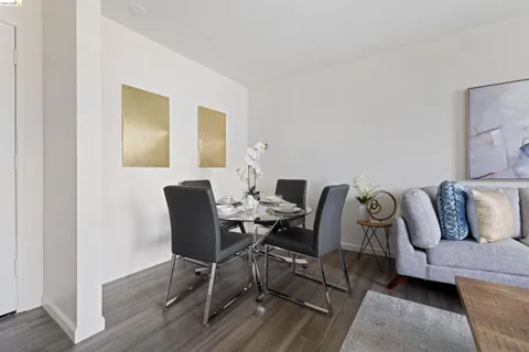 $379,000 | 4 Admiral Drive, Unit B430, Emeryville, CA 94608