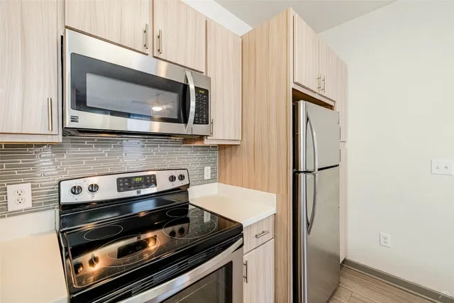 $1,239 | 8515 Interstate 35, Unit 3111, Austin, TX 78744