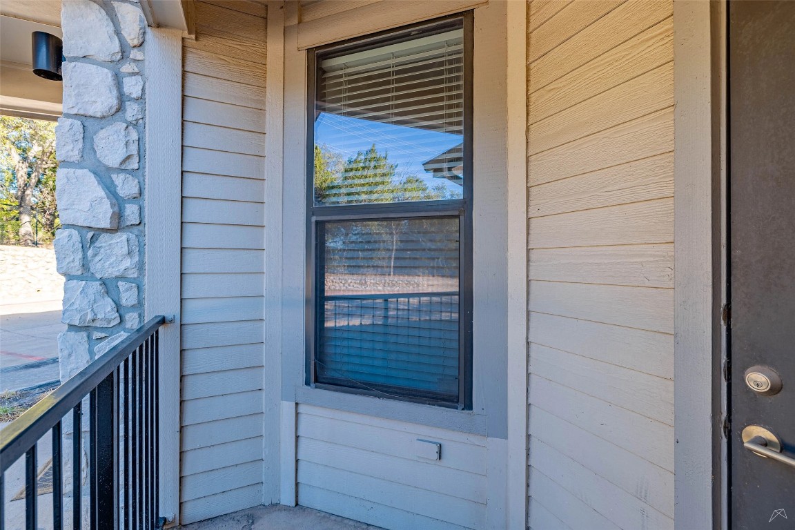 8515 Interstate 35, Unit 3111 Austin, TX 78744 - Photo 19 of 20 Move in by January 30th and enjoy 8 weeks FREE rent! Restrictions may apply — contact our leasing office for details.