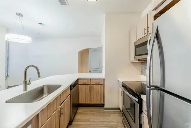 $1,239 | 8515 Interstate 35, Unit 3111, Austin, TX 78744