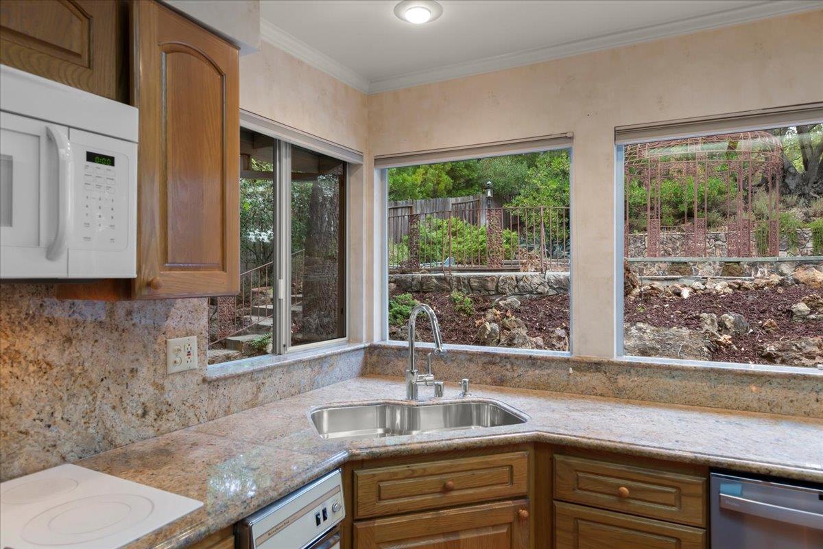 1357 Box Canyon Road San Jose, CA 95120 - Photo 20 of 30