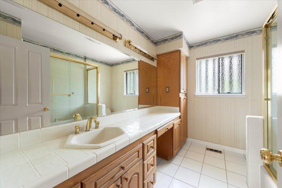 1357 Box Canyon Road San Jose, CA 95120 - Photo 10 of 30