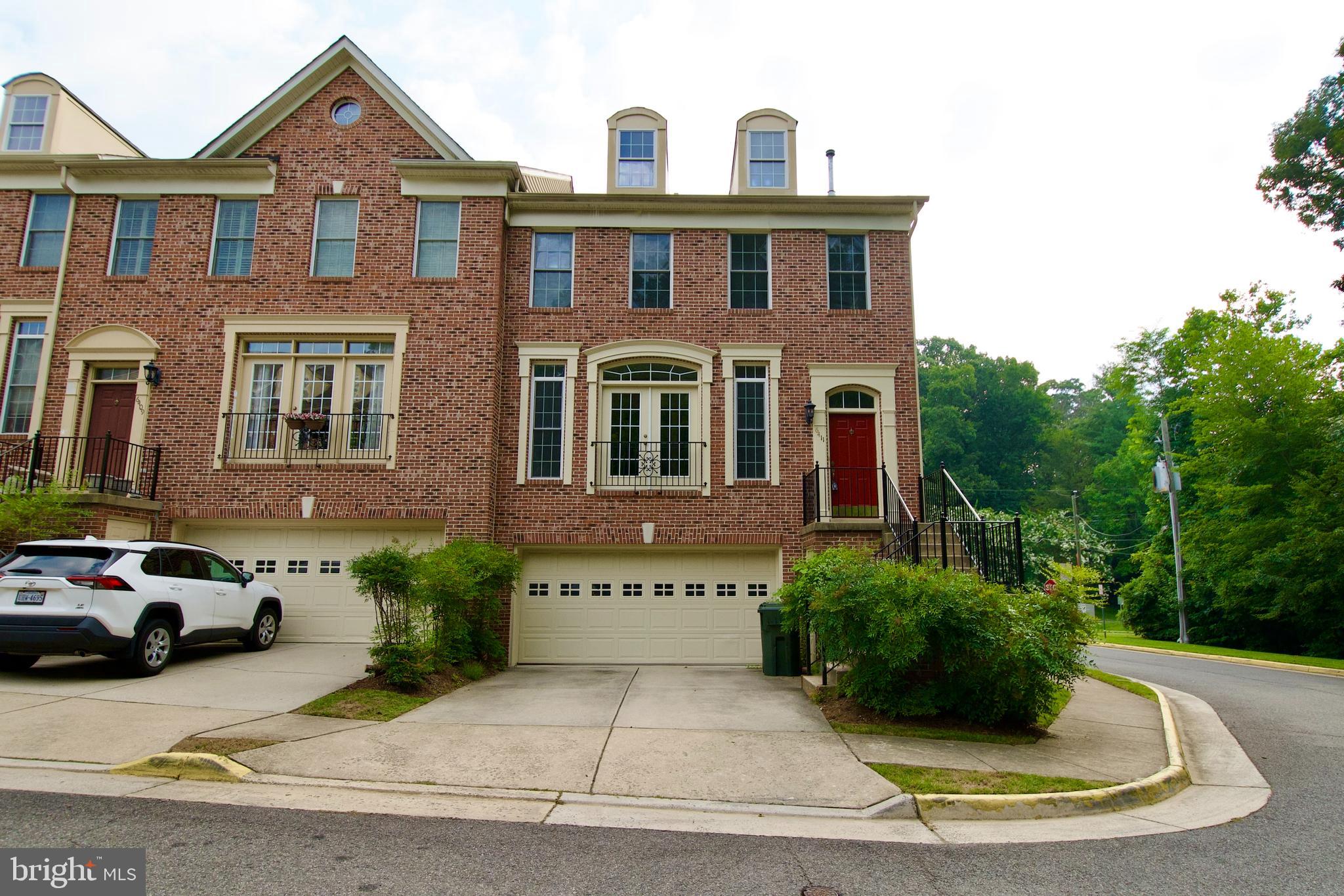 Welcome to 6411 Velliety Lane in Springfield, VA