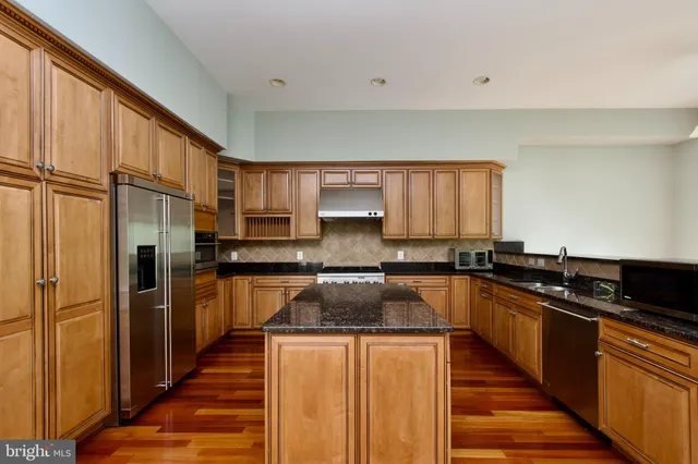 $4,000 | 6411 Velliety Lane, Springfield, VA 22152