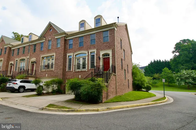 $4,000 | 6411 Velliety Lane, Springfield, VA 22152