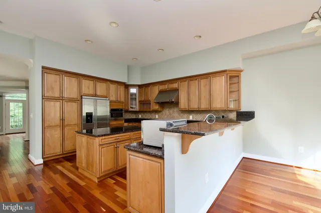 $4,000 | 6411 Velliety Lane, Springfield, VA 22152