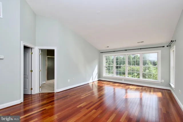 $4,000 | 6411 Velliety Lane, Springfield, VA 22152