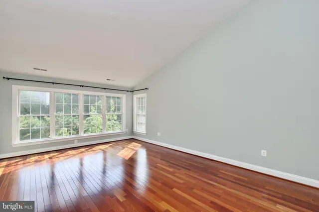 $4,000 | 6411 Velliety Lane, Springfield, VA 22152