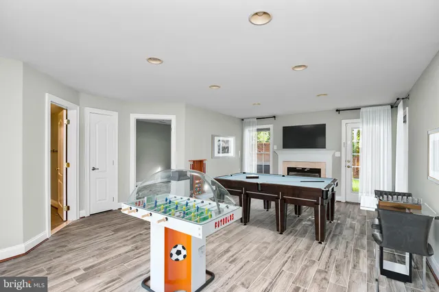 $4,000 | 6411 Velliety Lane, Springfield, VA 22152