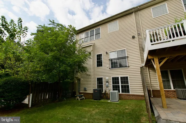 $4,000 | 6411 Velliety Lane, Springfield, VA 22152