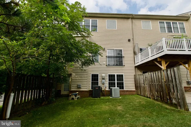 $4,000 | 6411 Velliety Lane, Springfield, VA 22152