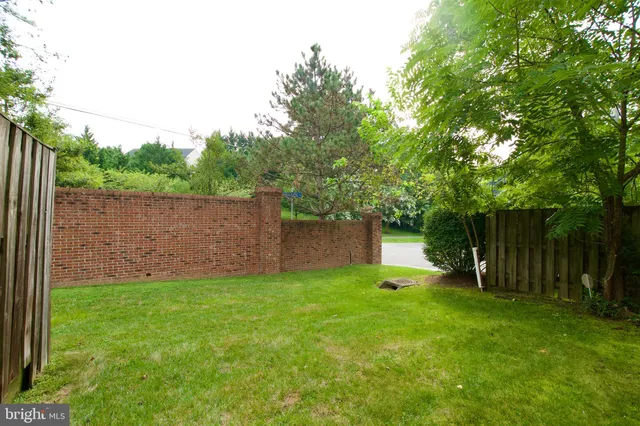 $4,000 | 6411 Velliety Lane, Springfield, VA 22152