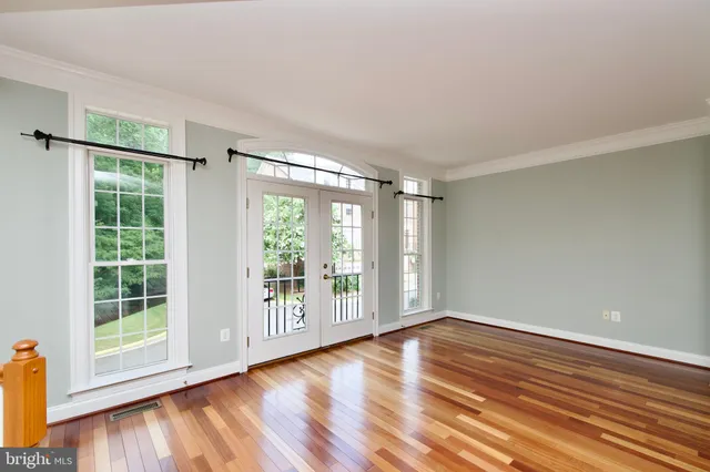 $4,000 | 6411 Velliety Lane, Springfield, VA 22152