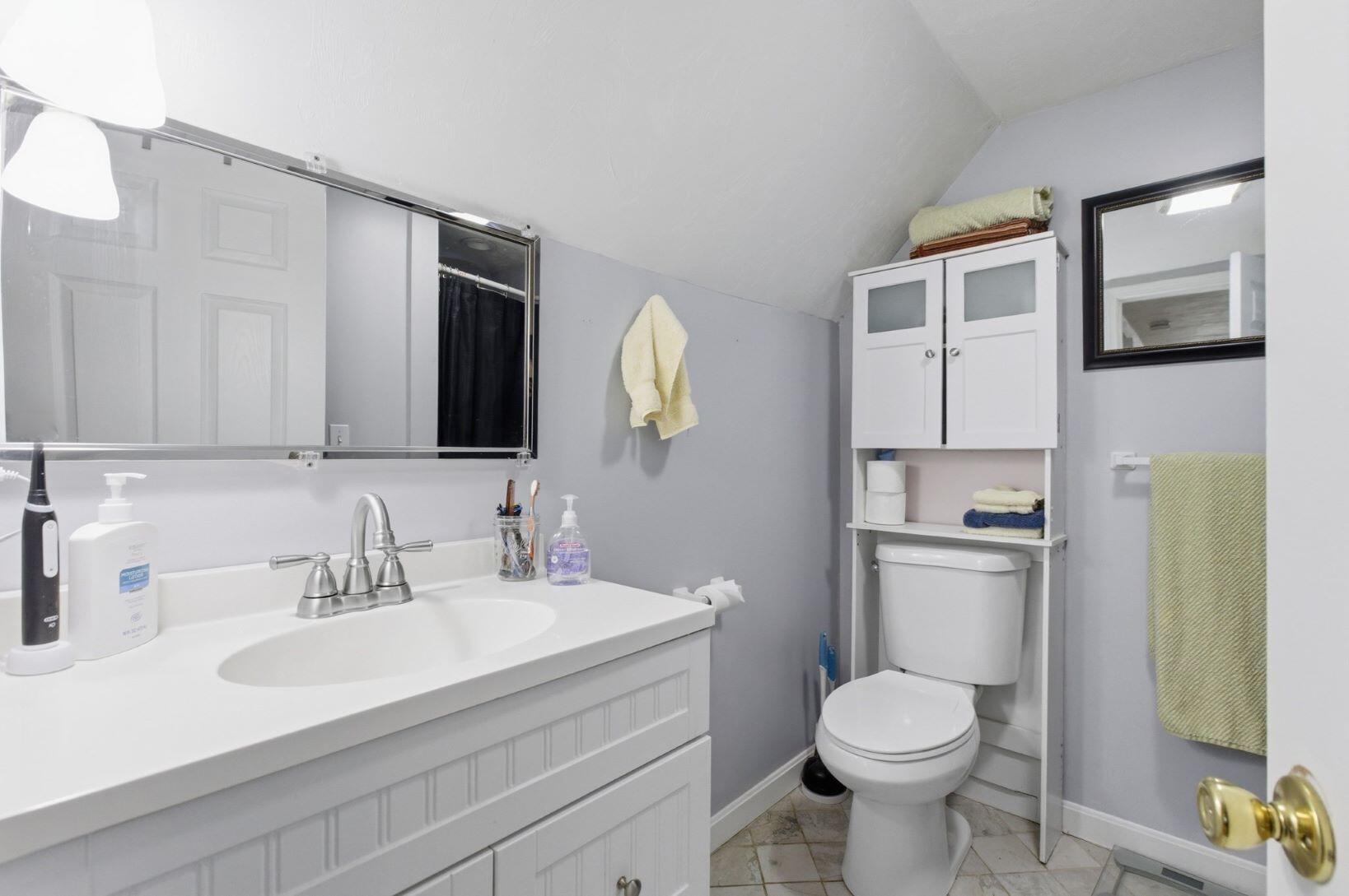 13 Harrison Avenue Buzzards Bay, MA 02532 - Photo 23 of 31 23