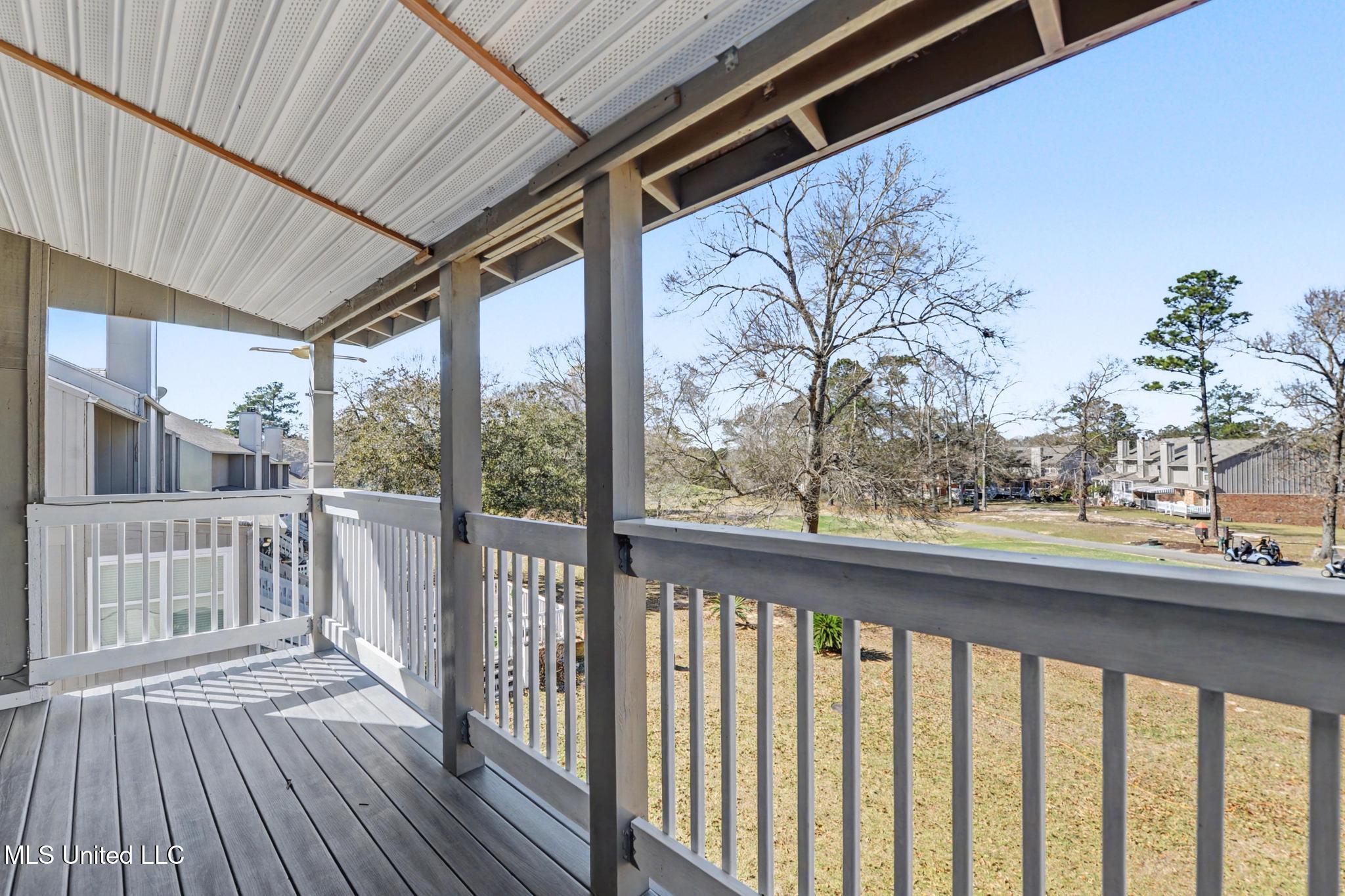 288 Highpoint Drive Diamondhead, MS 39525 - Photo 14 of 38 014