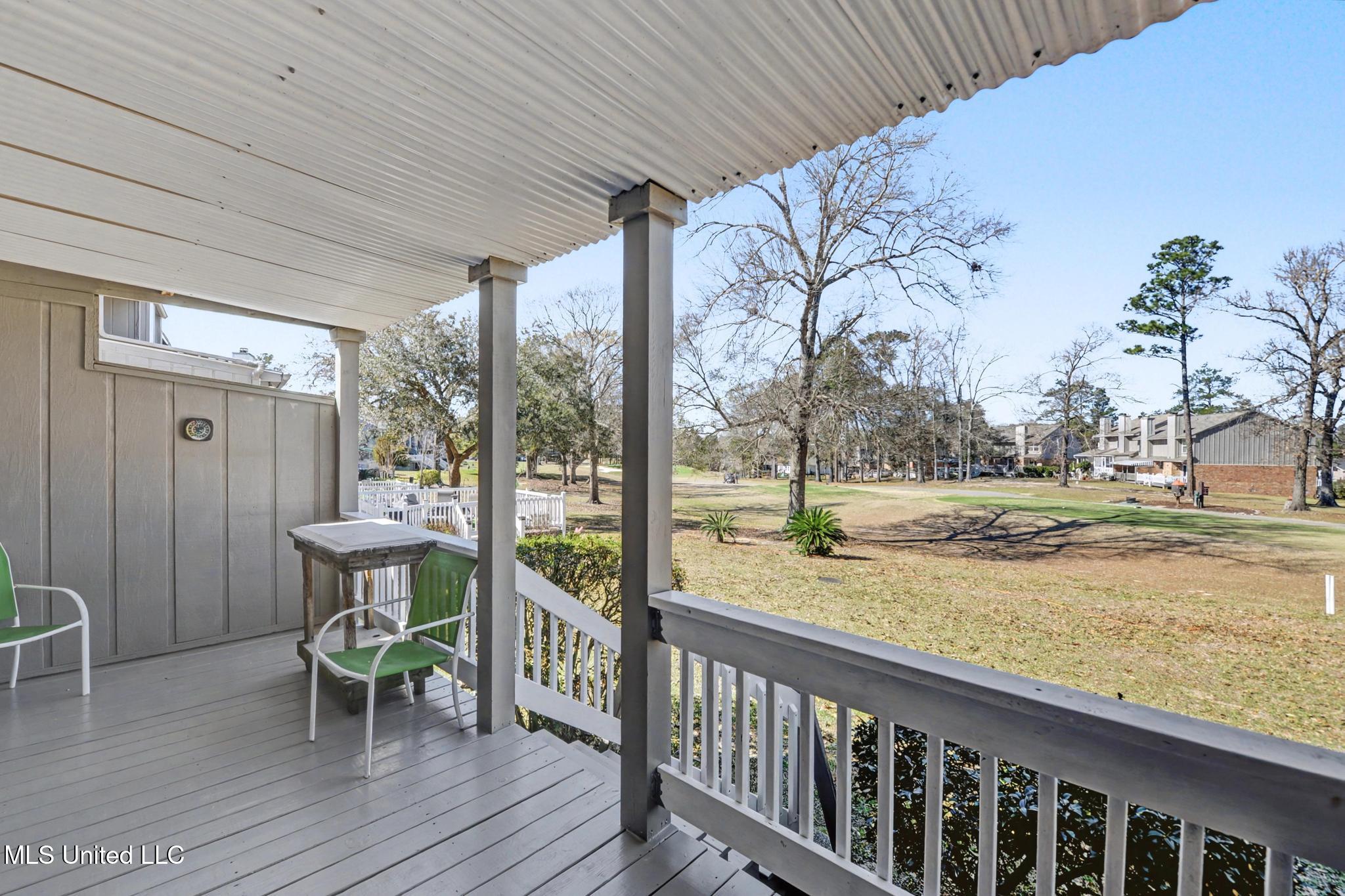 288 Highpoint Drive Diamondhead, MS 39525 - Photo 7 of 38 007