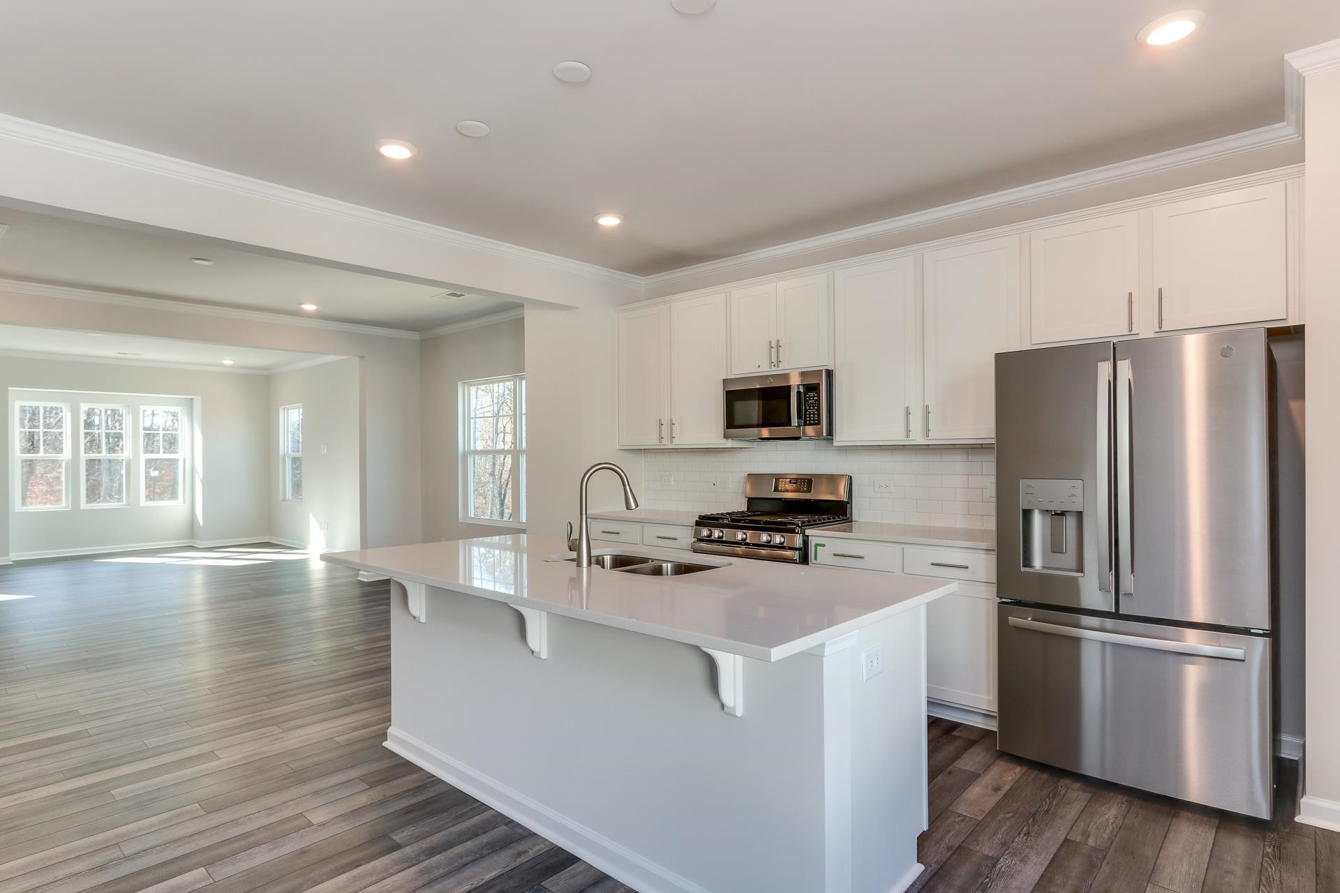 5237 Forsyth Park Street, Unit 3193 Raleigh, NC 27616 - Photo 12 of 34 Kitchen