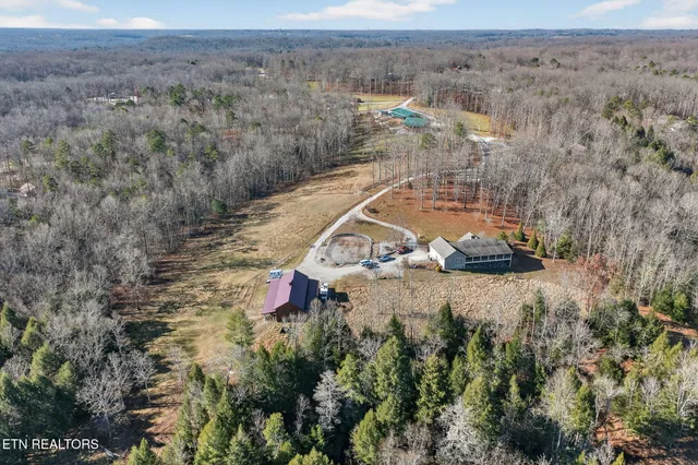 $999,000 | 140 Cherry Ridge Road, Jamestown, TN 38556