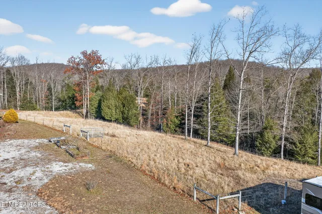 $999,000 | 140 Cherry Ridge Road, Jamestown, TN 38556
