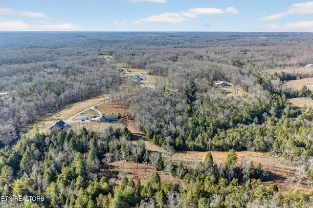 $999,000 | 140 Cherry Ridge Road, Jamestown, TN 38556