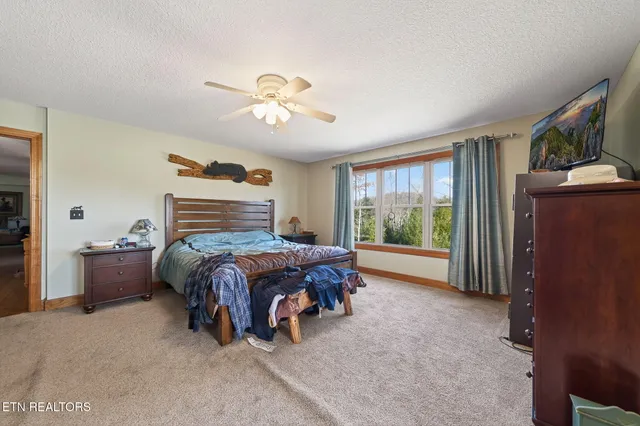 $999,000 | 140 Cherry Ridge Road, Jamestown, TN 38556