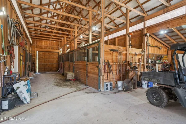 140 Cherry Ridge Road, Jamestown, TN 38556