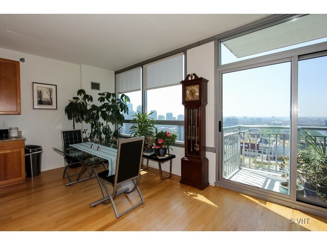 701 South Wells Street, Unit 3004 Chicago, IL 60607 - Photo 5 of 11