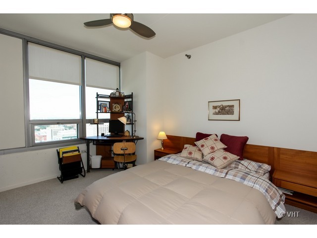 701 South Wells Street, Unit 3004 Chicago, IL 60607 - Photo 6 of 11