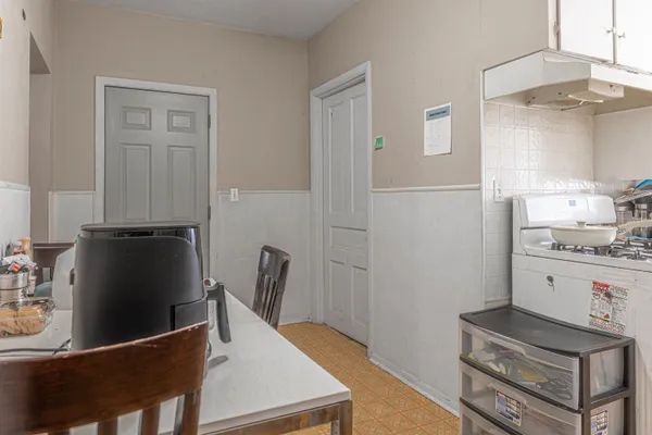 $115,900 | 1618 Evergreen Street, Rockford, IL 61101