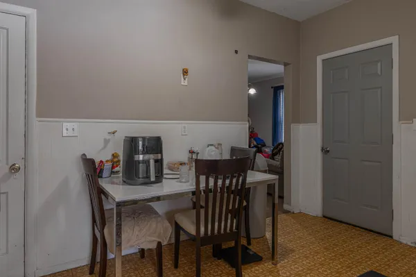 $115,900 | 1618 Evergreen Street, Rockford, IL 61101