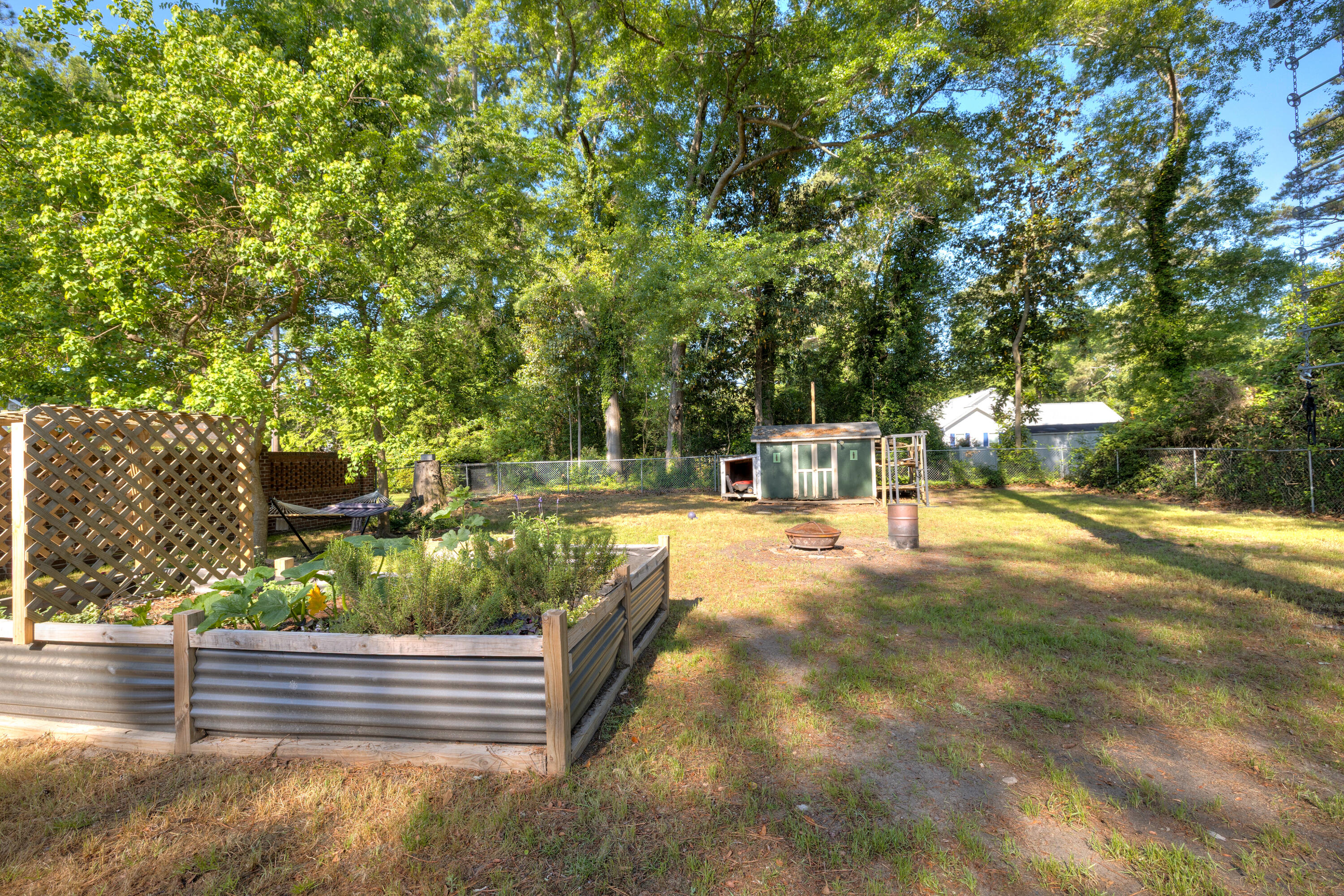 310 Stewart Street Sumter, SC 29150 - Photo 32 of 35