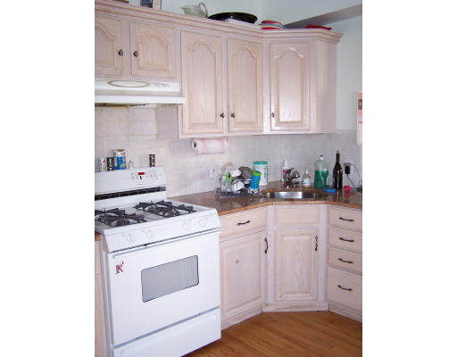 86 Riverside Street, Unit 86 Watertown, MA 02472 - Photo 4 of 14 Gallery Image 4