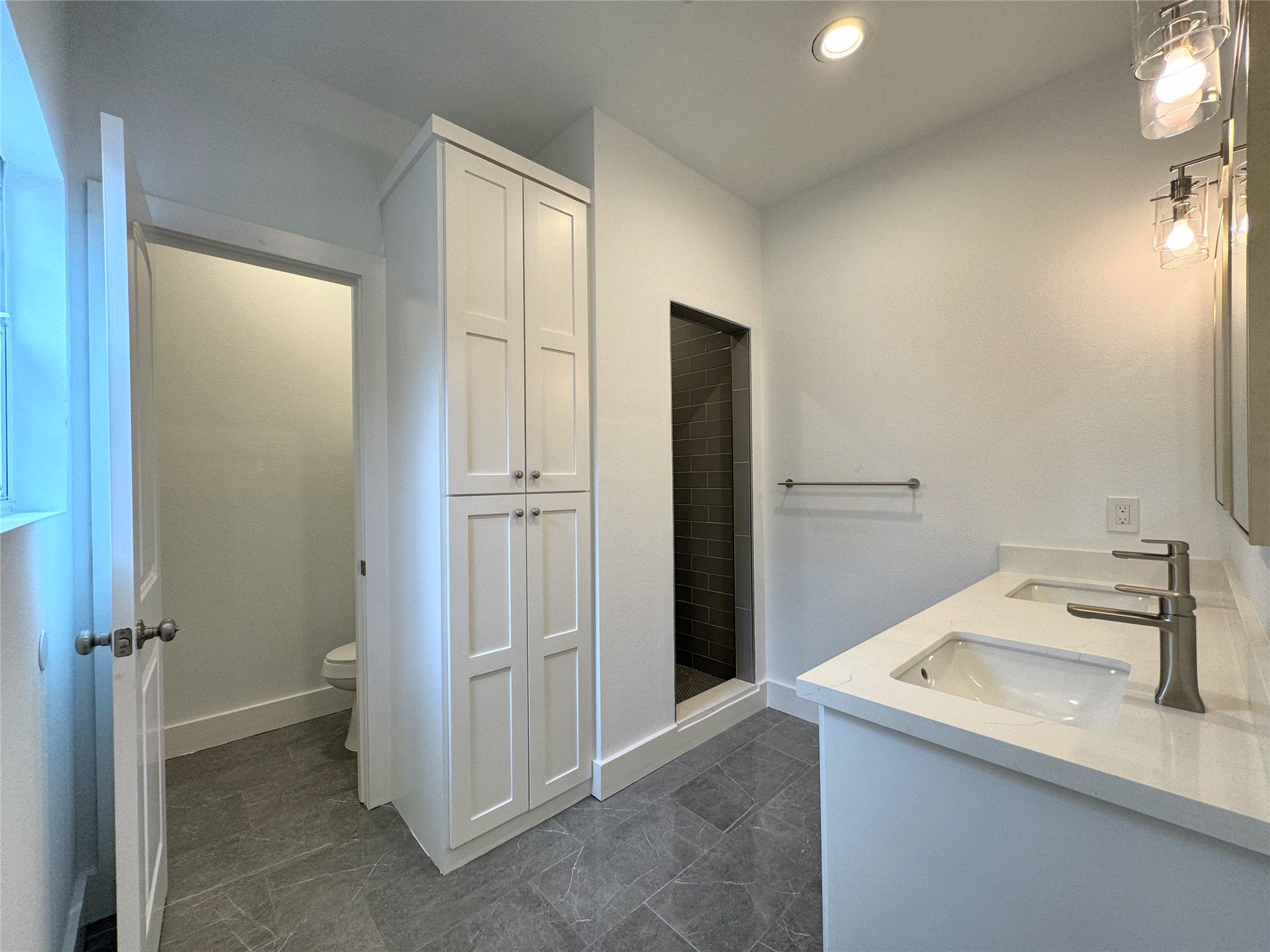 1919 Fulton Street, Unit B Houston, TX 77009 - Photo 11 of 16
