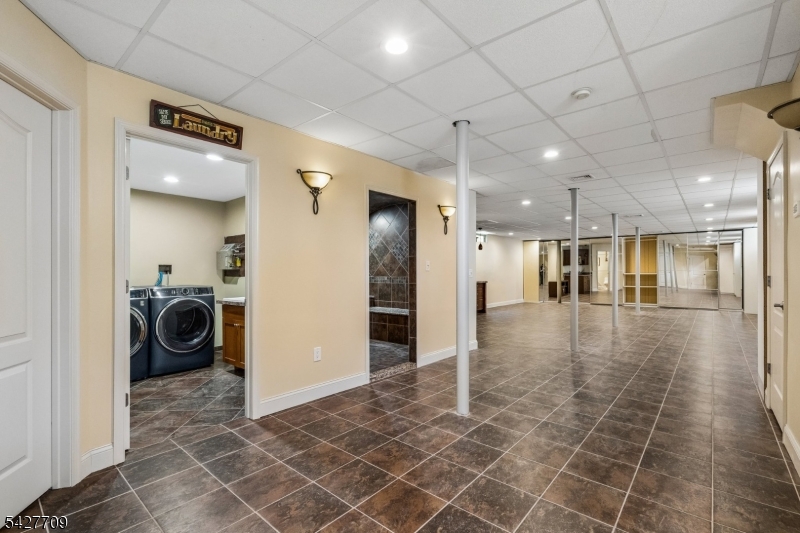 567 Mountain Avenue Springfield, NJ 07081 - Photo 25 of 36