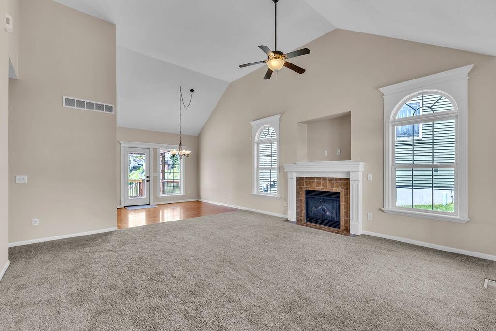 2708 Meadow Ridge Drive St. Joseph, MO 64504 - Photo 7 of 60