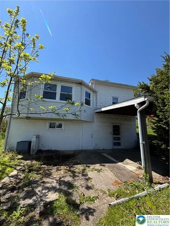 $1,225 | 722 Weil Street, Unit REAR, Bethlehem, PA 18015