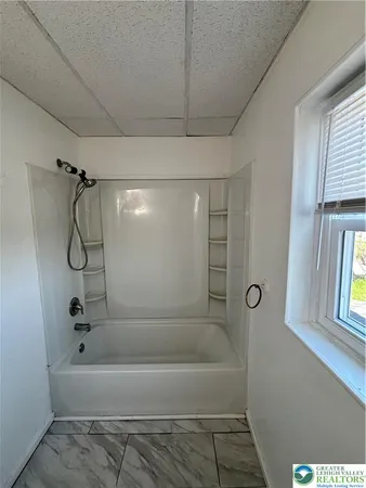 $1,225 | 722 Weil Street, Unit REAR, Bethlehem, PA 18015