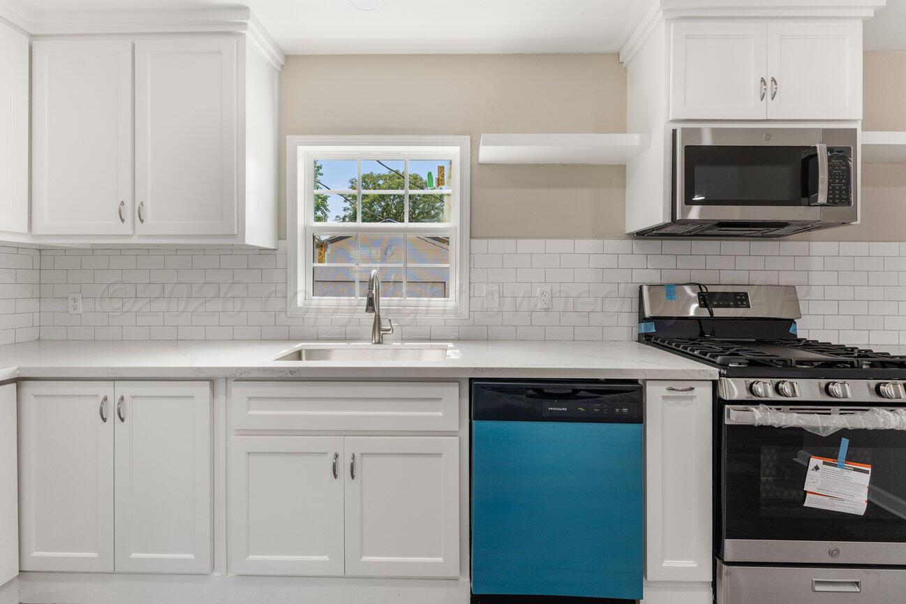 5013 South Bowie Street Amarillo, TX 79110 - Photo 24 of 43 Kitchen-3