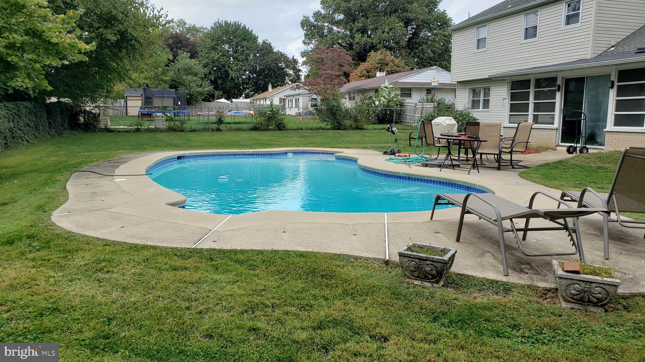 452 Lower Holland Road Southampton, PA 18966 - Photo 4 of 11 Pool