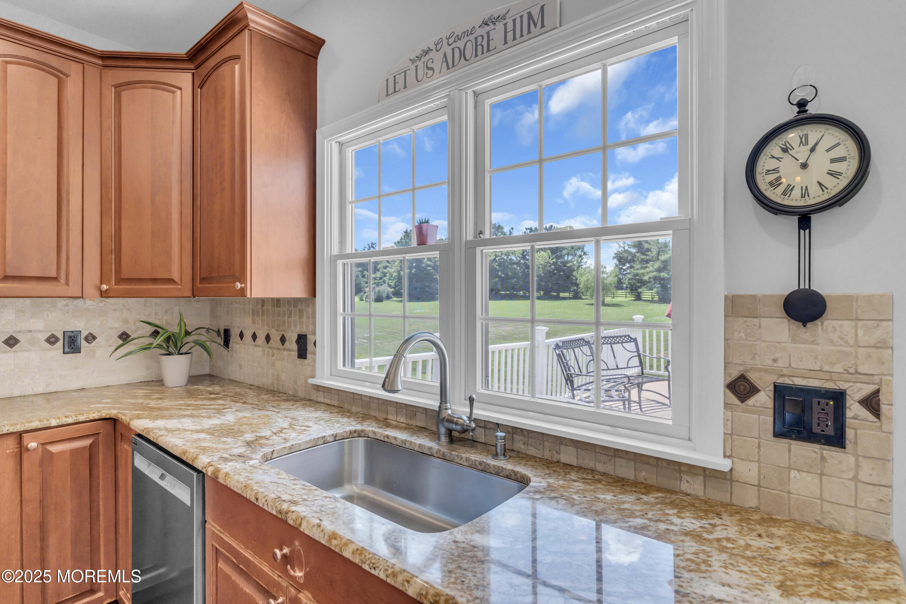 6 Cooper Court Cream Ridge, NJ 08514 - Photo 24 of 105 037_dsc06685_234