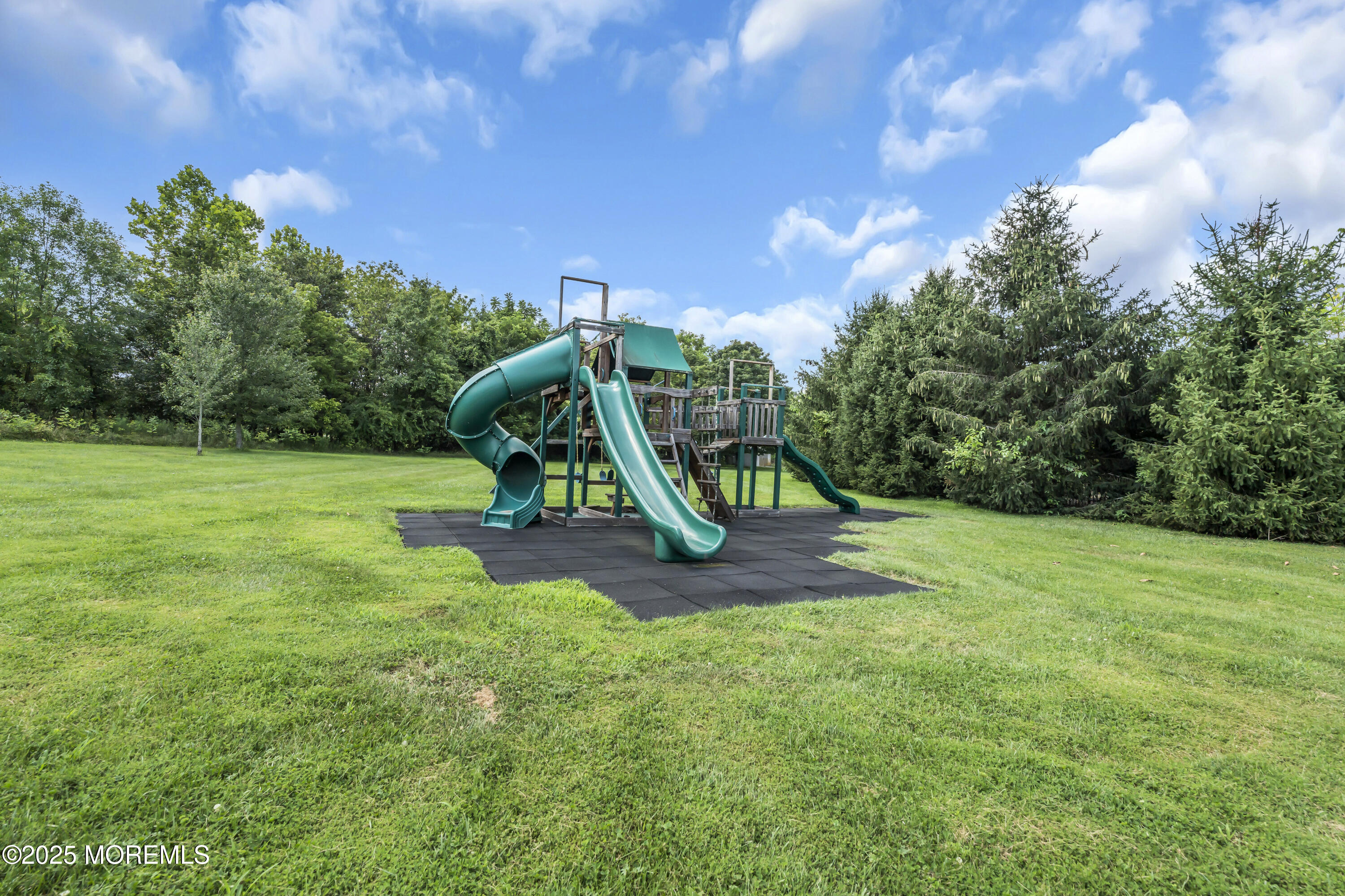 6 Cooper Court Cream Ridge, NJ 08514 - Photo 75 of 105 102_dsc07003_254
