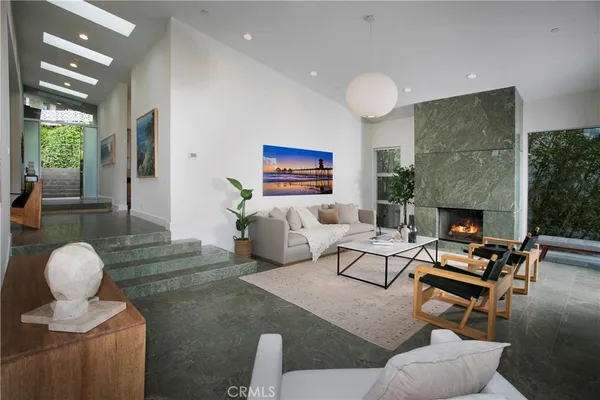 $16,695 | 533 Temple Hills Drive, Laguna Beach, CA 92651
