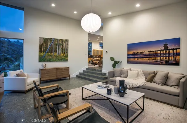 $16,695 | 533 Temple Hills Drive, Laguna Beach, CA 92651