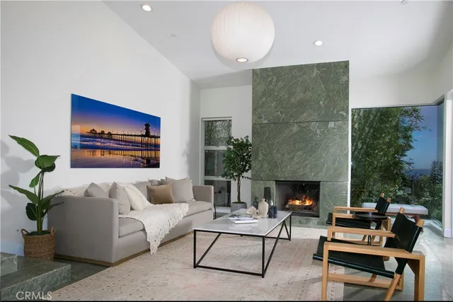 $16,695 | 533 Temple Hills Drive, Laguna Beach, CA 92651