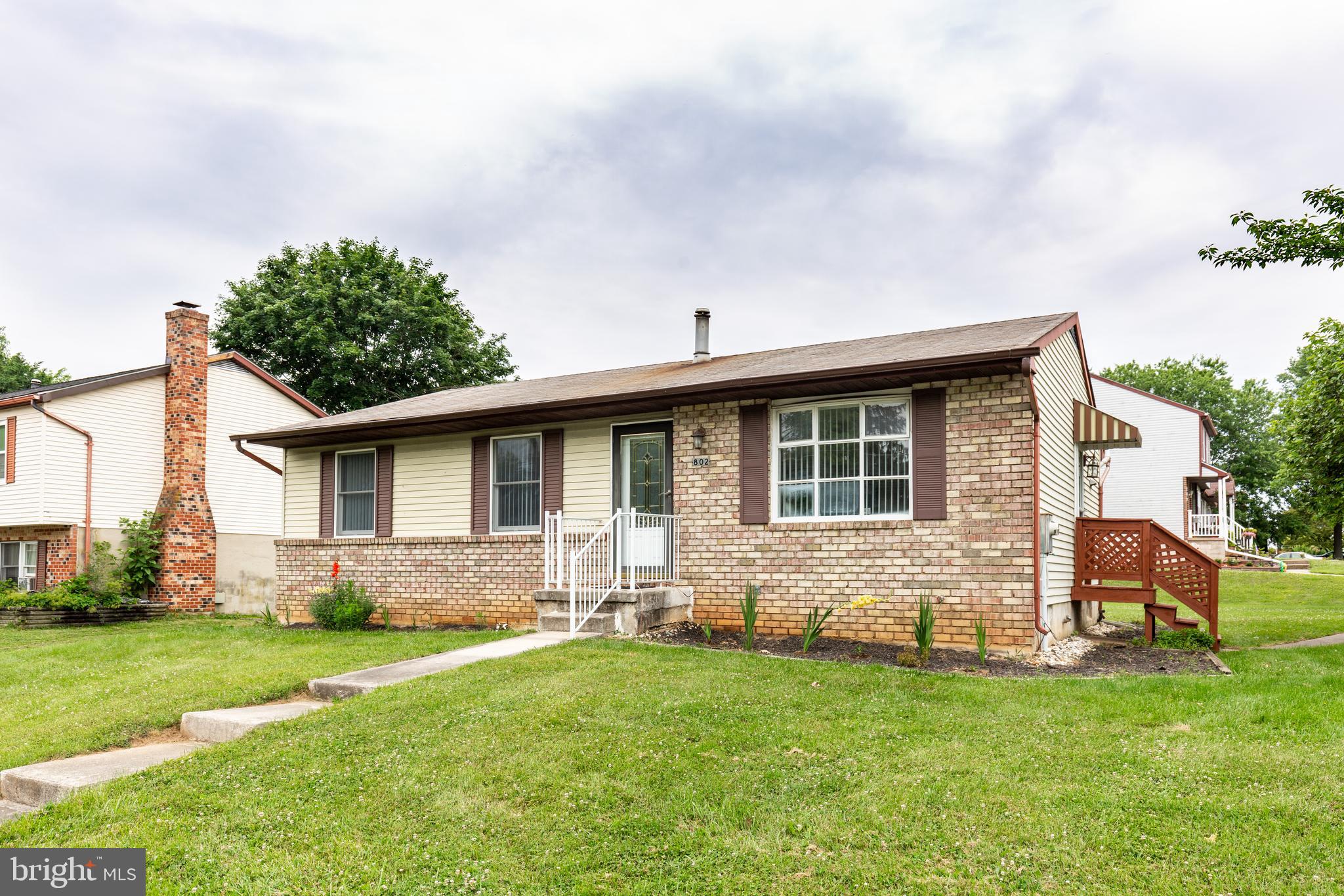 802 Uniontown Road Westminster, MD 21158 - Photo 2 of 39 Gallery Image 2